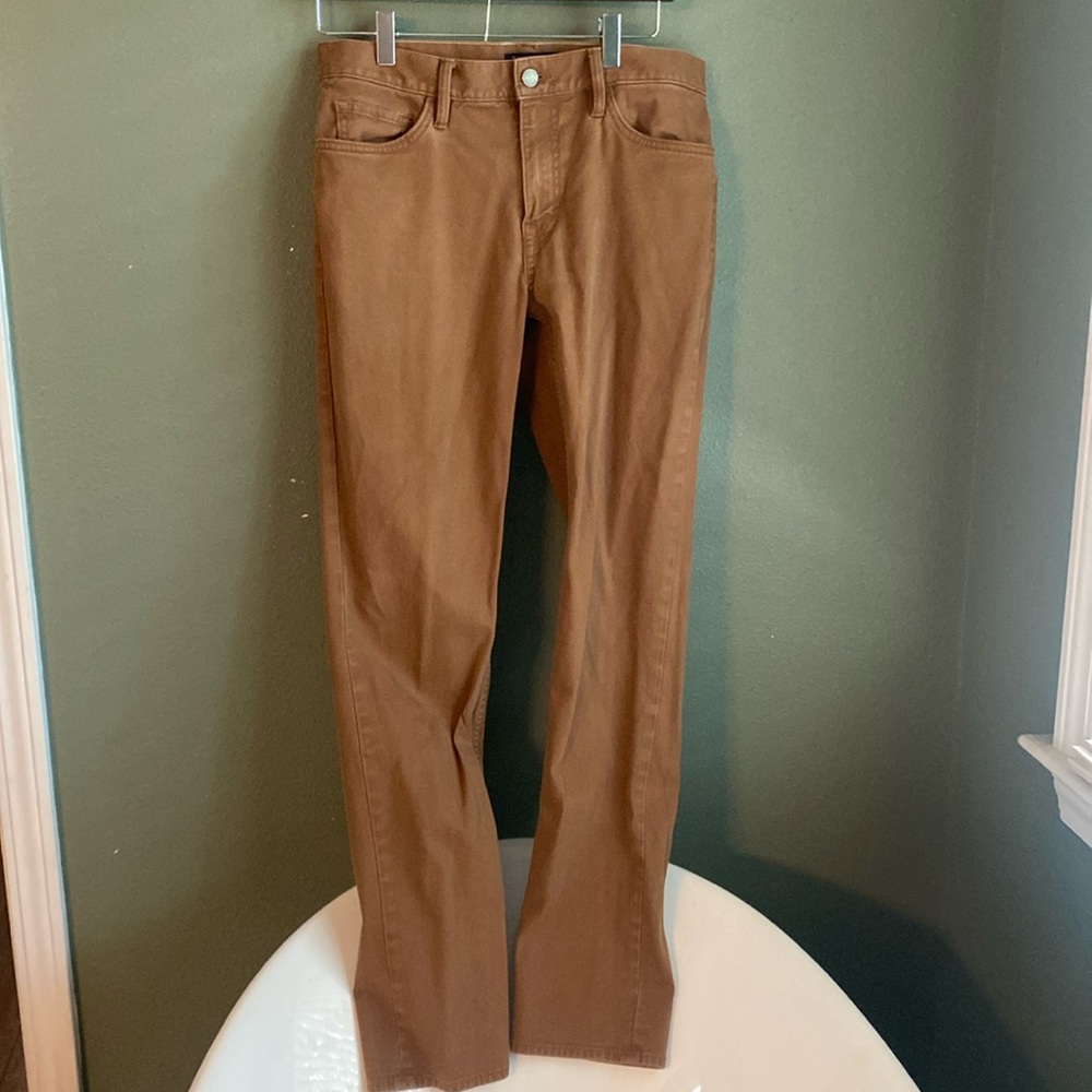 Men’s Banana Republic traveler jean